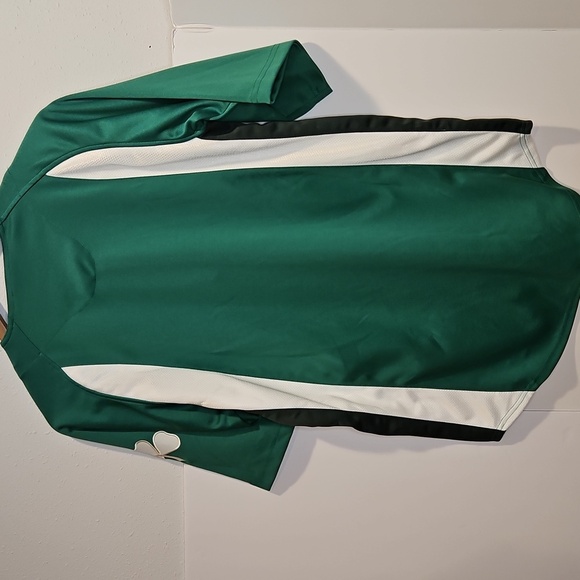 NWT Milwaukee Brewers True Fan Genuine Merch Dead Stock St Patricks Jersey MLB S - Picture 8 of 8